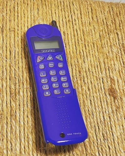 هاتف اريكسون قديم