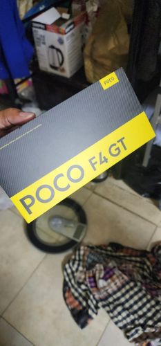 POCO F4 GT