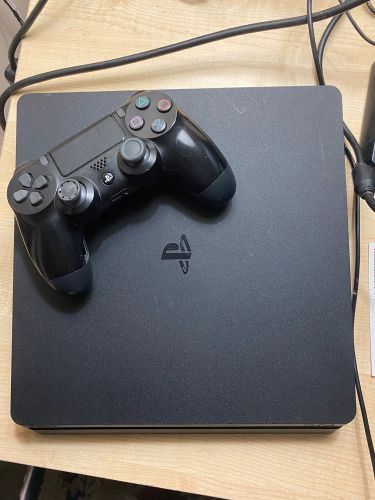 Play Station 4 Device 