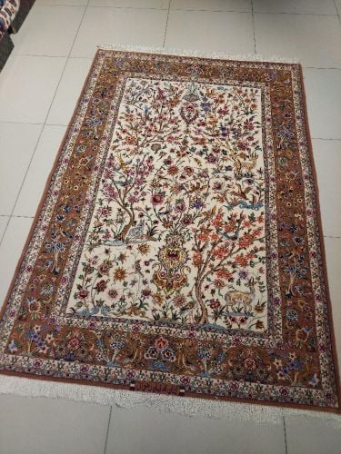 Persian Handmade Carpet Esfahan21
