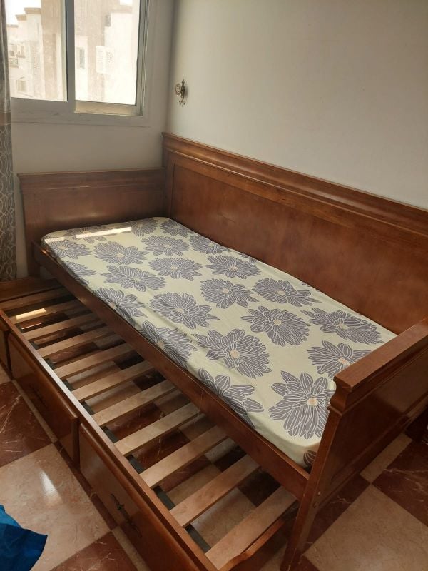 Used bed in good condition