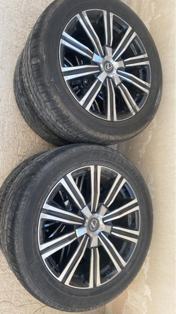 Lexus Rim and Tires Original