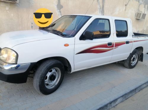 Nissan pickup Available for rent